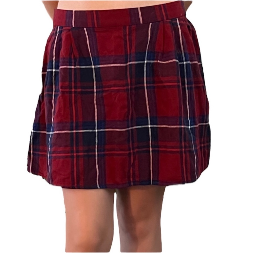 🌻5 for $25🌻 Old Navy Red Plaid Skirt
